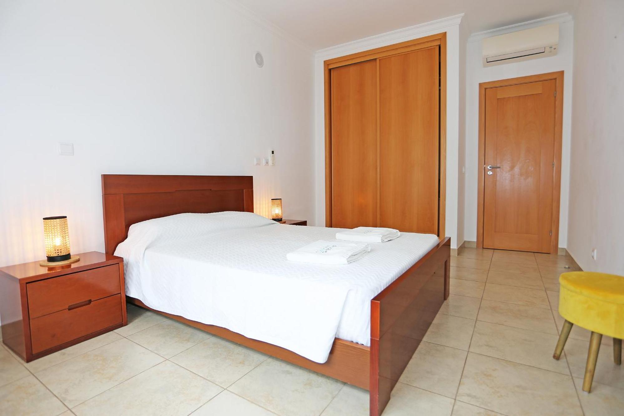 לאגוּ‏ש A04 - Large Modern 1 Bed Apartment With Pool מראה חיצוני תמונה