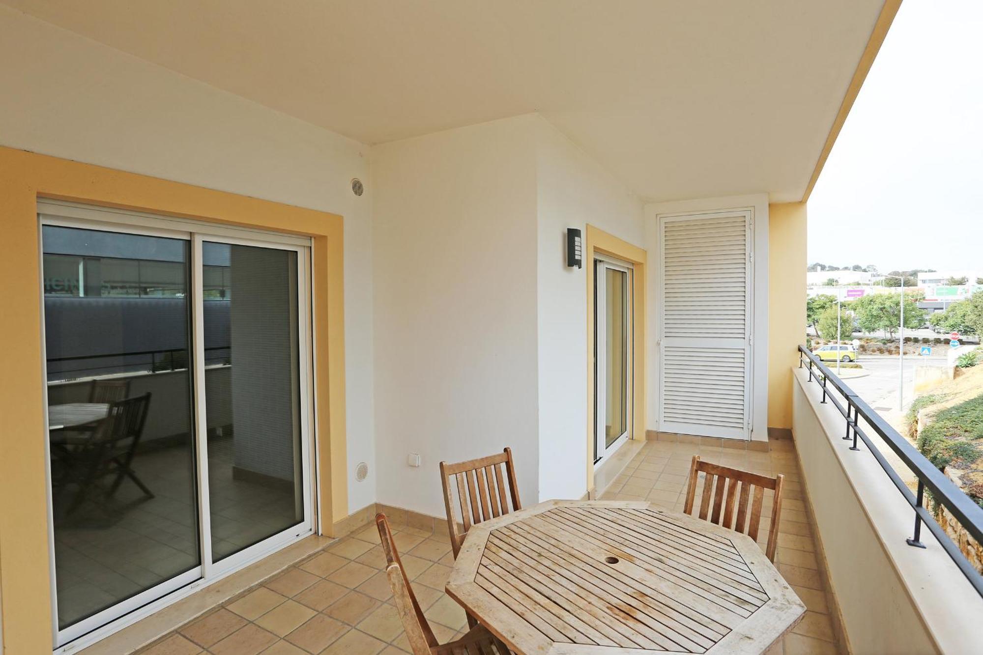 לאגוּ‏ש A04 - Large Modern 1 Bed Apartment With Pool מראה חיצוני תמונה