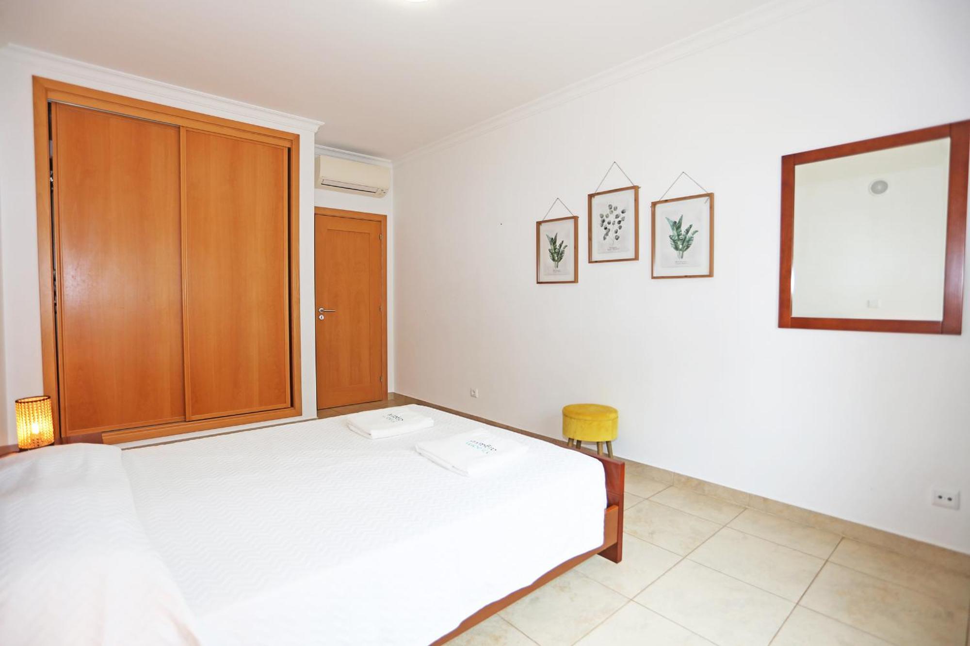 לאגוּ‏ש A04 - Large Modern 1 Bed Apartment With Pool מראה חיצוני תמונה